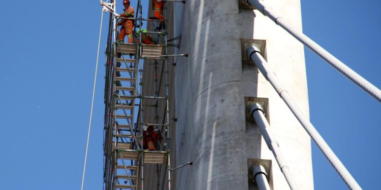 Inicia la fase final del Puente Héroes del Chaco con el desmontaje de estructuras