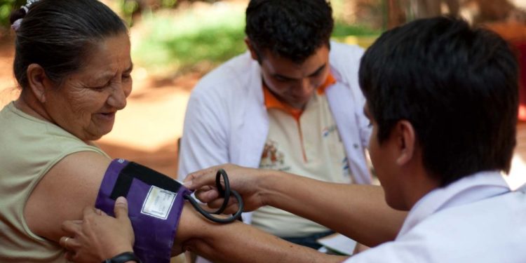 Autoridades apuntan a avanzar y fortalecer pasantías en zonas rurales y residencias médicas. Autoridades apuntan a avanzar y fortalecer pasantías en zonas rurales y residencias médicas.
