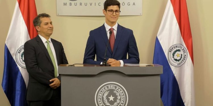 Joshua Abreu asume como superintendente de Valores Joshua Abreu asume como superintendente de Valores