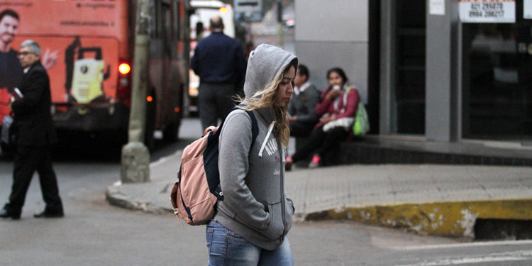 Miércoles con ambiente frío a fresco y tormentas eléctricas