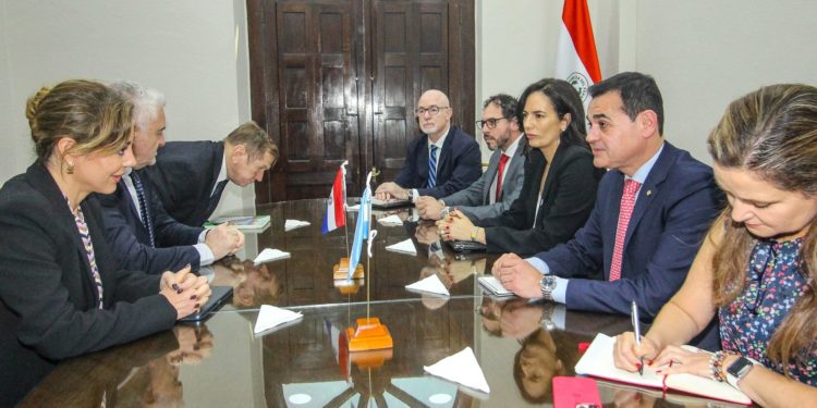 Tema hidrovía: Instalaran mesas de trabajo para tratar situación entre Paraguay y Argentina Tema hidrovía: Instalaran mesas de trabajo para tratar situación entre Paraguay y Argentina