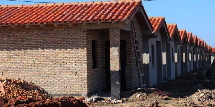 MUVH conformó una mesa técnica para establecer las bases del futuro programa “Che Róga Porã”