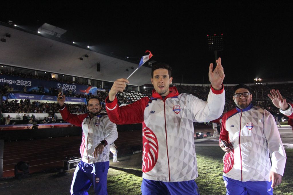 Más de 100 atletas paraguayos participaron de la inauguración de los Juegos Panamericanos de Chile