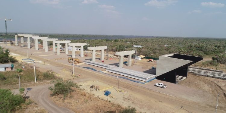 Puente de la Bioceánica: prevén iniciar la próxima semana montaje de las vigas Puente de la Bioceánica: prevén iniciar la próxima semana montaje de las vigas