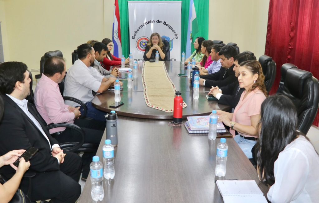 Ministra de Salud llegó a Boquerón para trabajo conjunto con Gobernación y municipalidades