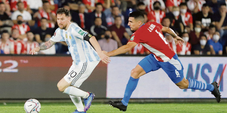 ¡Diez años sin derrotas! La Albirroja se mantiene invicto ante Argentina