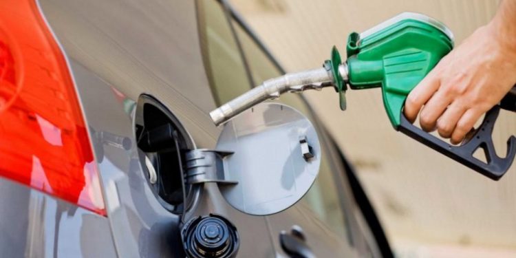 Propietarios de los emblemas de Petropar celebran nueva adquisición de combustibles