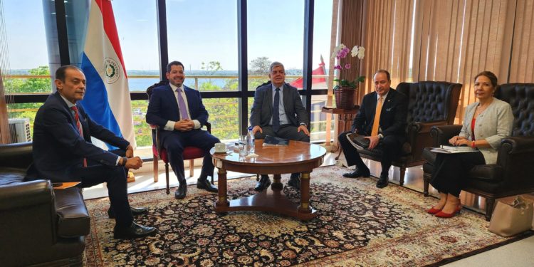 Riera y Barchini presentan proyecto de modificación de ley de tobilleras electrónicas