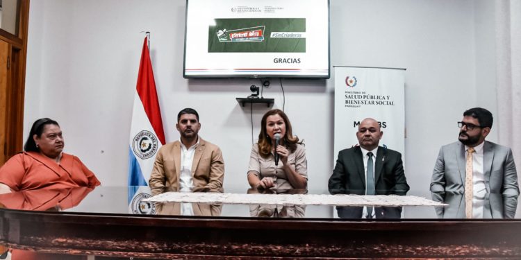 Salud Pública presenta plan interinstitucional de prevención ante posible epidemia del dengue