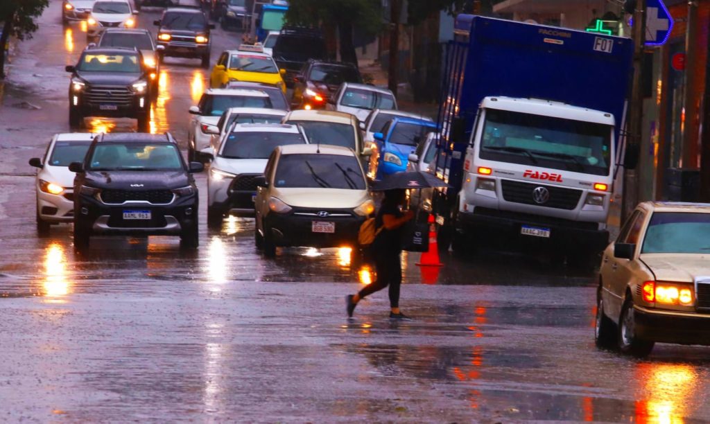 Lluvias con tormentas en gran parte del paí­s