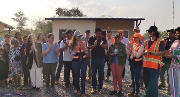Comunidad chaqueña recibió 31 viviendas sociales