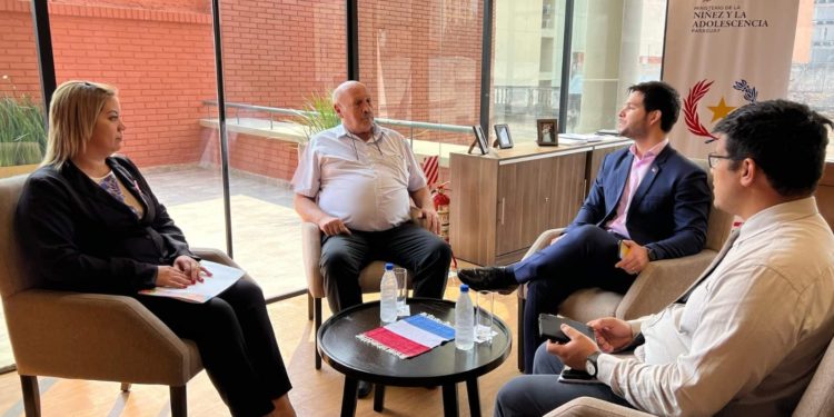 Ministro Walter Gutierrez – Ministerio de la Niñez de la Adolescencia