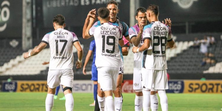 Por un lugar en semifinales: Libertad y Santaní se enfrentan por la Copa Paraguay
