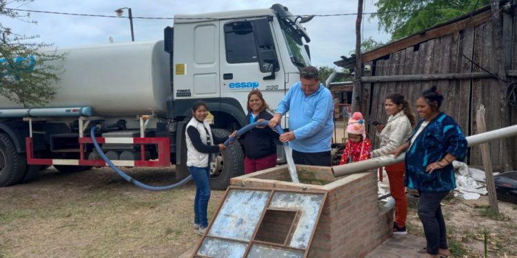 Ya comenzaron con la distribución ininterrumpida de agua en el Chaco