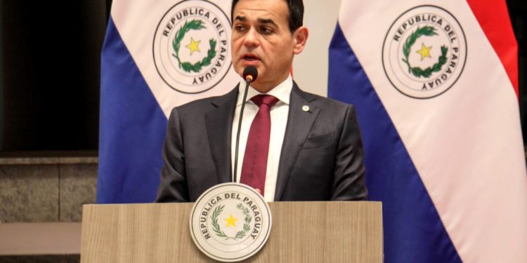 Canciller Ramírez anuncia avance “paulatino” en resolución de diferencias con Argentina