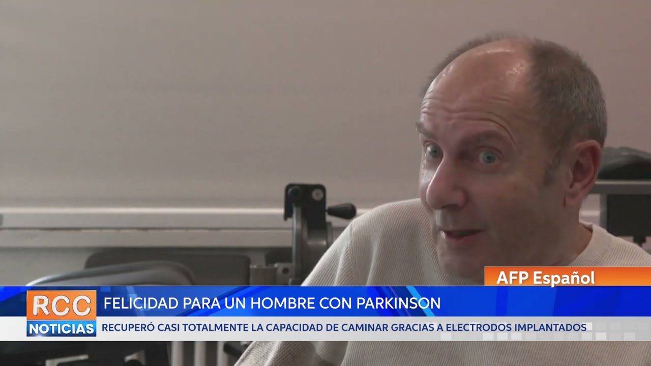 Un implante en la espina dorsal permite a enfermo de Parkinson caminar casi normalmente | AFP