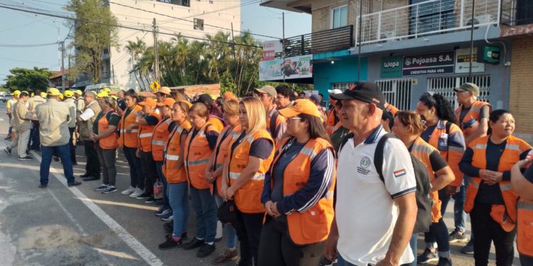 Minga ambiental en Villa Hayes: Uniendo esfuerzos contra el dengue, zika y chikungunya