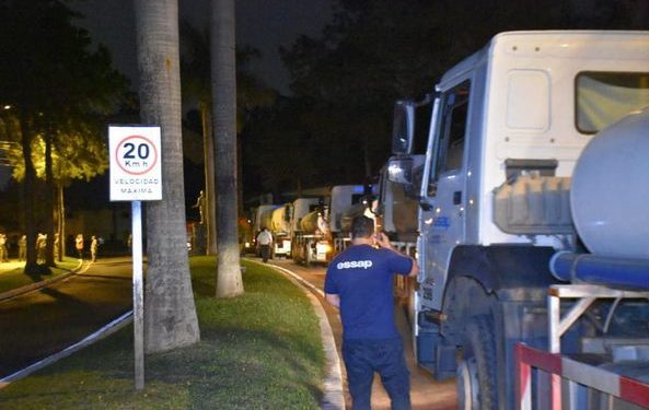 Partida de nuevo convoy para distribución de agua potable en el Chaco Paraguayo Partida de nuevo convoy para distribución de agua potable en el Chaco Paraguayo