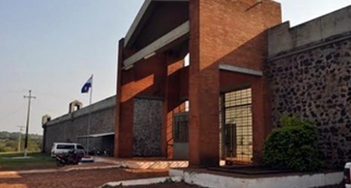 Ministerio de Justicia y Policía Nacional realizan allanamiento en Penitenciaría Regional de Encarnación