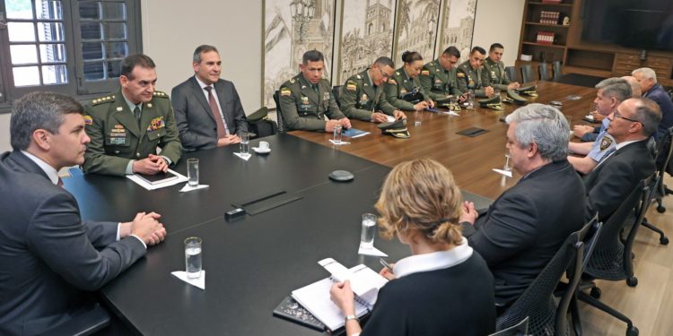 Paraguay y Colombia fortalecen cooperación para la lucha contra el crimen organizado Paraguay y Colombia fortalecen cooperación para la lucha contra el crimen organizado