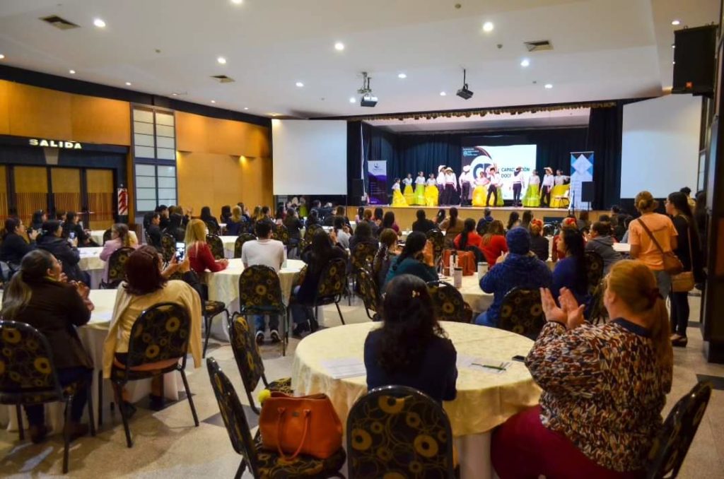 Docentes de varios puntos del país recibieron capacitación en diversos aspectos en la ciudad de San Lorenzo