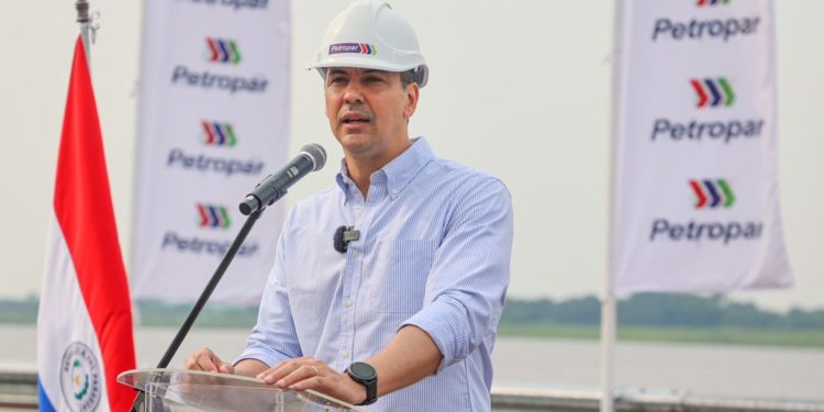 Petropar reduce Gs. 250 el costo de todas las naftas