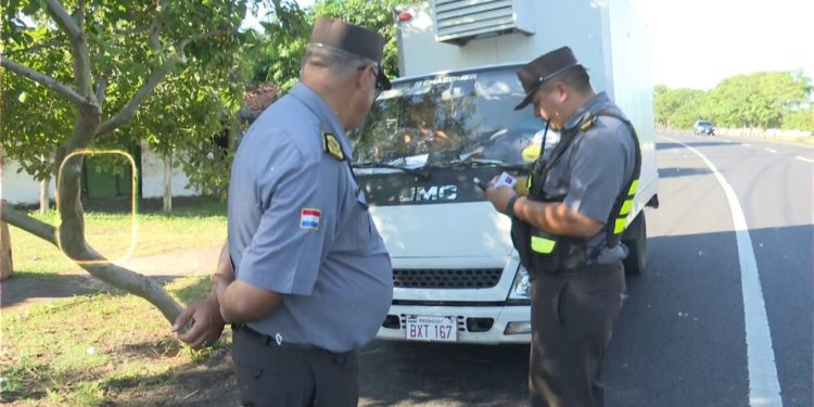 Educación Vial: Requisitos y documentos obligatorios para transitar en las rutas