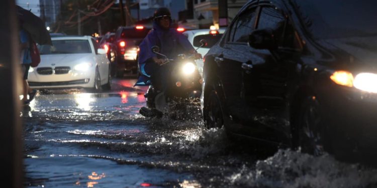 Ministerio de Trabajo insta a la flexibilidad ante retrasos por inclemencias climáticas