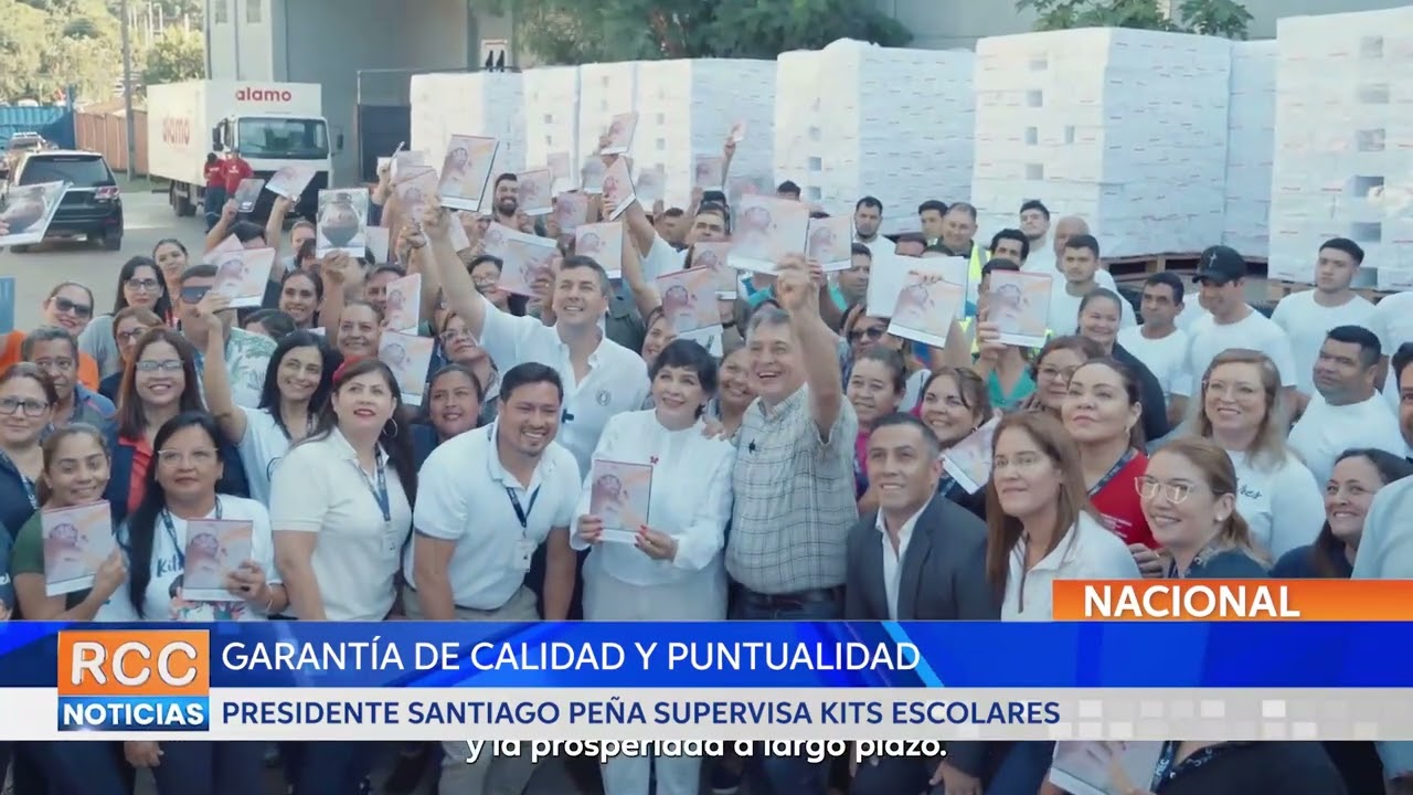 Presidente Santiago Peña supervisa kits escolares para el inicio del período escolar 2024