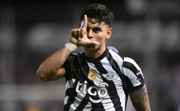 Matías Espinoza es pretendido por el poderoso São Paulo Matías Espinoza es pretendido por el poderoso São Paulo