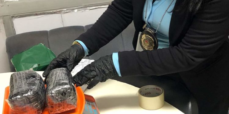 Alerta en el Aeropuerto Internacional Silvio Pettirossi por envío de marihuana desde Estados Unidos