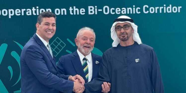 Peña refuerza compromisos en la COP28 con la firma de la «Declaración conjunta sobre cooperación vinculada al corredor bioceánico»