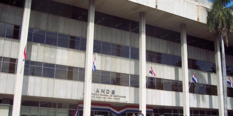 ANDE garantiza el suministro de energía, pese a movilizaciones de los funcionarios