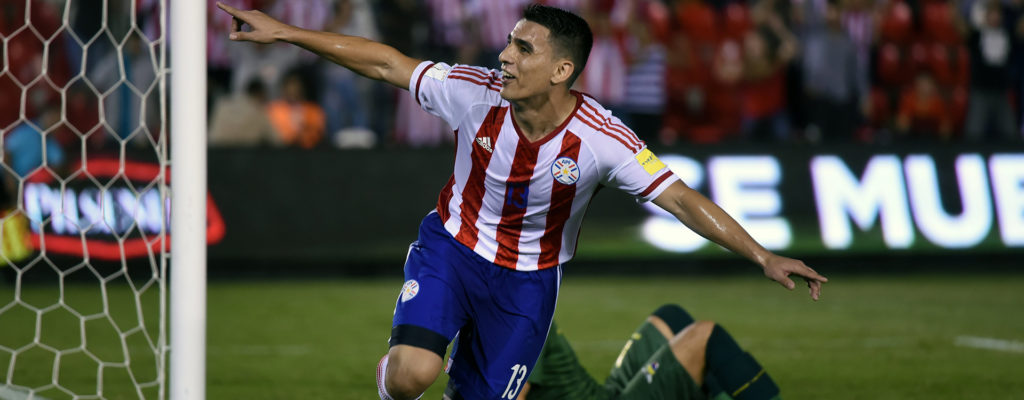 ¡Podría regresar a Brasil! El Vasco da Gama quiere a Júnior Alonso