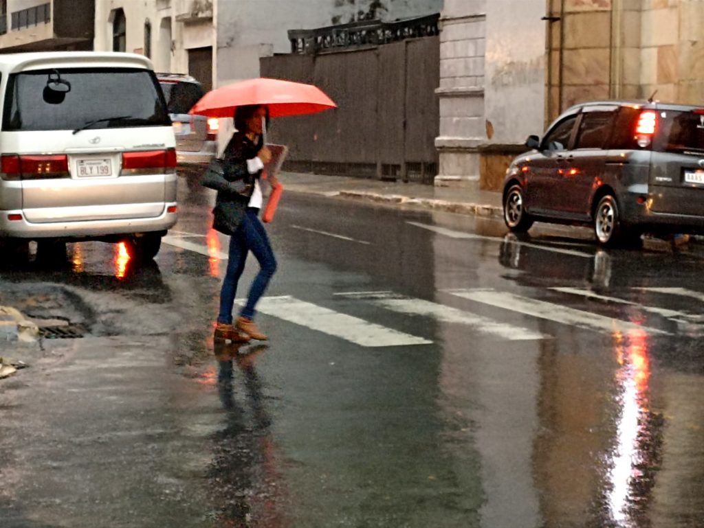 Lluvias con tormentas para la jornada de hoy Lluvias con tormentas para la jornada de hoy