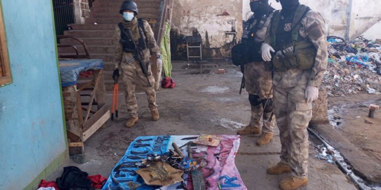 Operativo Veneratio: Incautan armas, drogas y celulares durante nueva requisa en Tacumbú