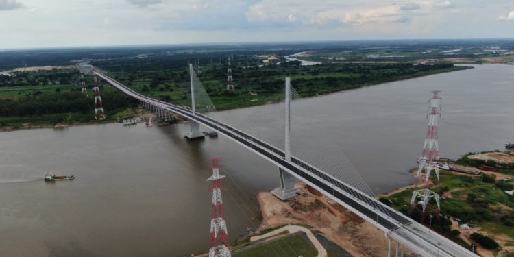 Ajustan detalles finales para la entrega del puente Héroes del Chaco Ajustan detalles finales para la entrega del puente Héroes del Chaco