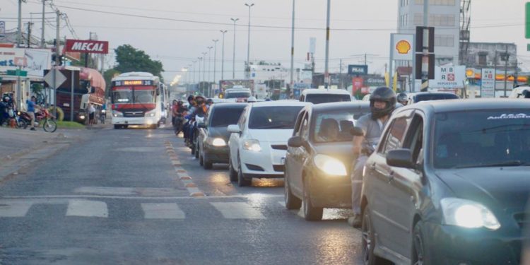 Ambiente caluroso y húmedo con probabilidad de chaparrones para el fin de semana