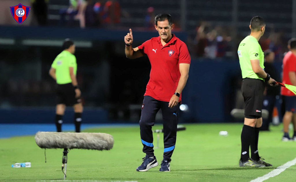 Cerro Porteño tiene en la mira a dos delanteros uruguayos Cerro Porteño tiene en la mira a dos delanteros uruguayos