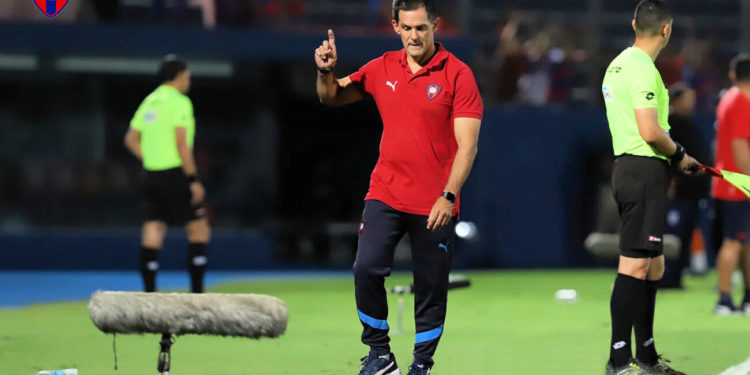 Cerro Porteño tiene en la mira a dos delanteros uruguayos Cerro Porteño tiene en la mira a dos delanteros uruguayos