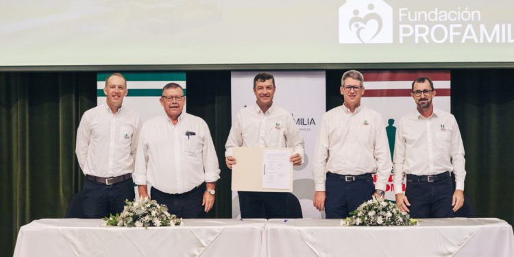 Fundación Pro Familia: Un nuevo horizonte para mejorar las viviendas de los colaboradores de Chortitzer