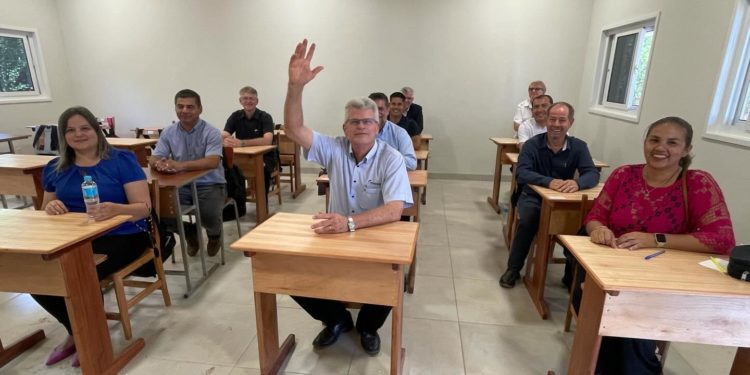 Inauguraron nuevo pabellón en el Centro Educativo Dr. Reinaldo Decoud Larrosa en Villa Choferes