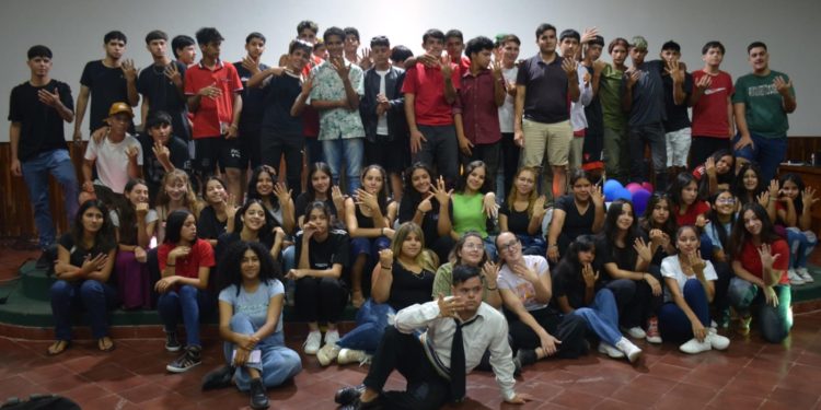 Adolescentes y jóvenes hacen votos de virginidad hasta el matrimonio