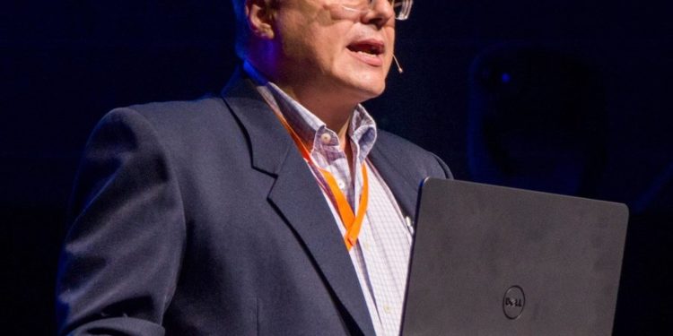 Diálogo en curso sobre Desarrollo Educativo: Padres aseguran prioridad a favor de la vida y la familia