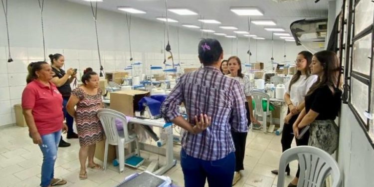 Fomentando la Reinserción: Autoridades del Ministerio de Justicia se reúnen con empresas maquiladoras del Alto Paraná