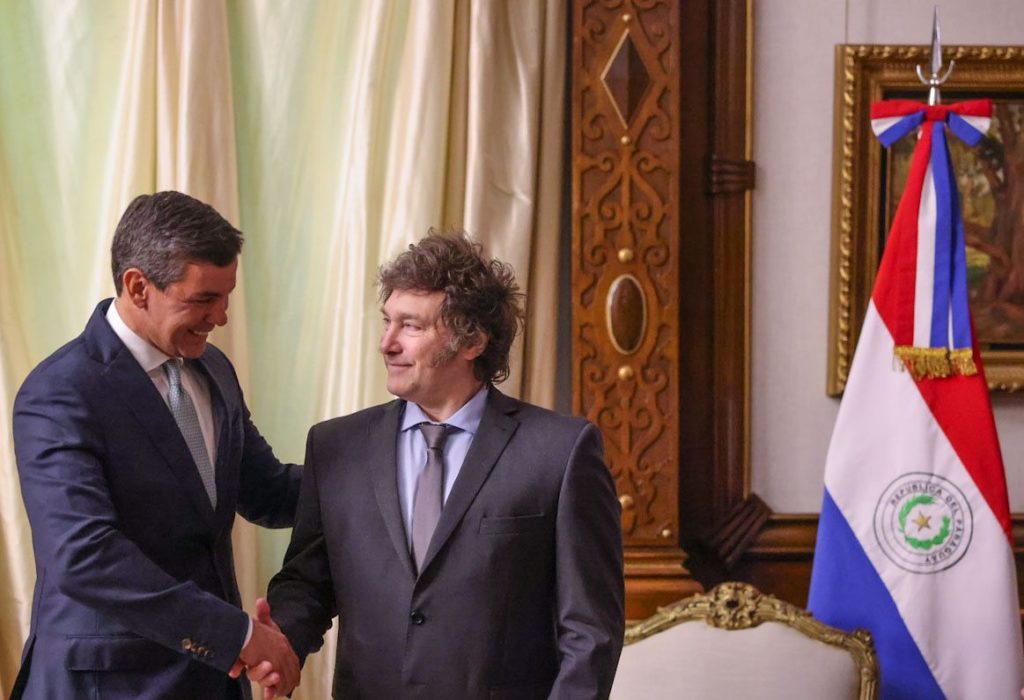 Reunión presidencial: Avances importantes en la hidrovía y proyecto Yacyretá Reunión presidencial: Avances importantes en la hidrovía y proyecto Yacyretá