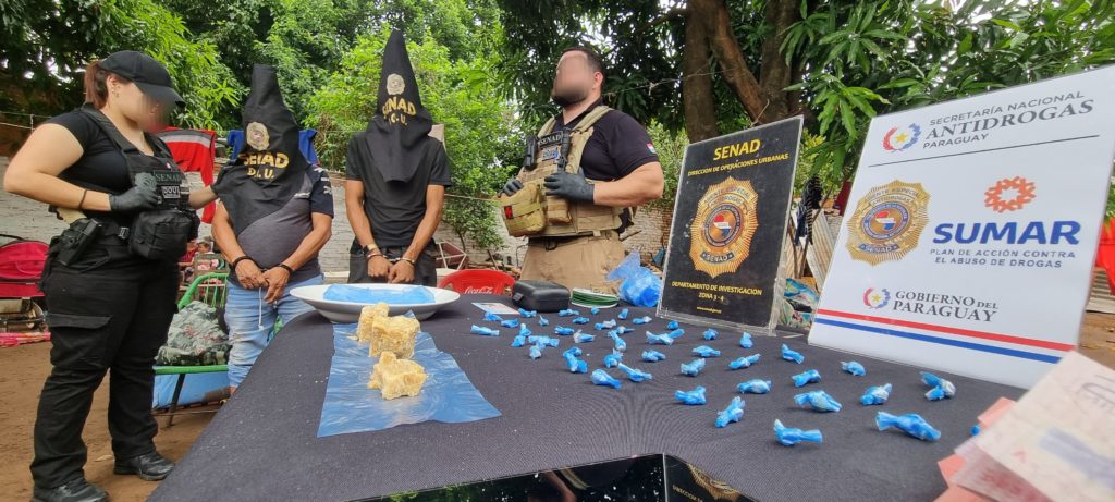 Operativo de la SENAD descubre dosis de chespi ocultas en oso de peluche