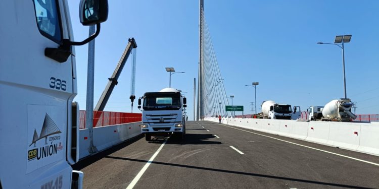 Últimas pruebas concluidas: Puente Héroes del Chaco listo para su habilitación el 1 de marzo