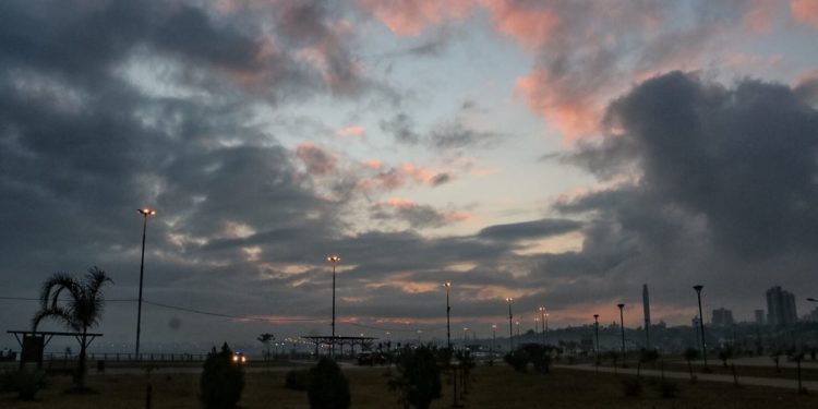 Jornada calurosa e inestable con ocasionales tormentas eléctricas para este sábado Jornada calurosa e inestable con ocasionales tormentas eléctricas para este sábado