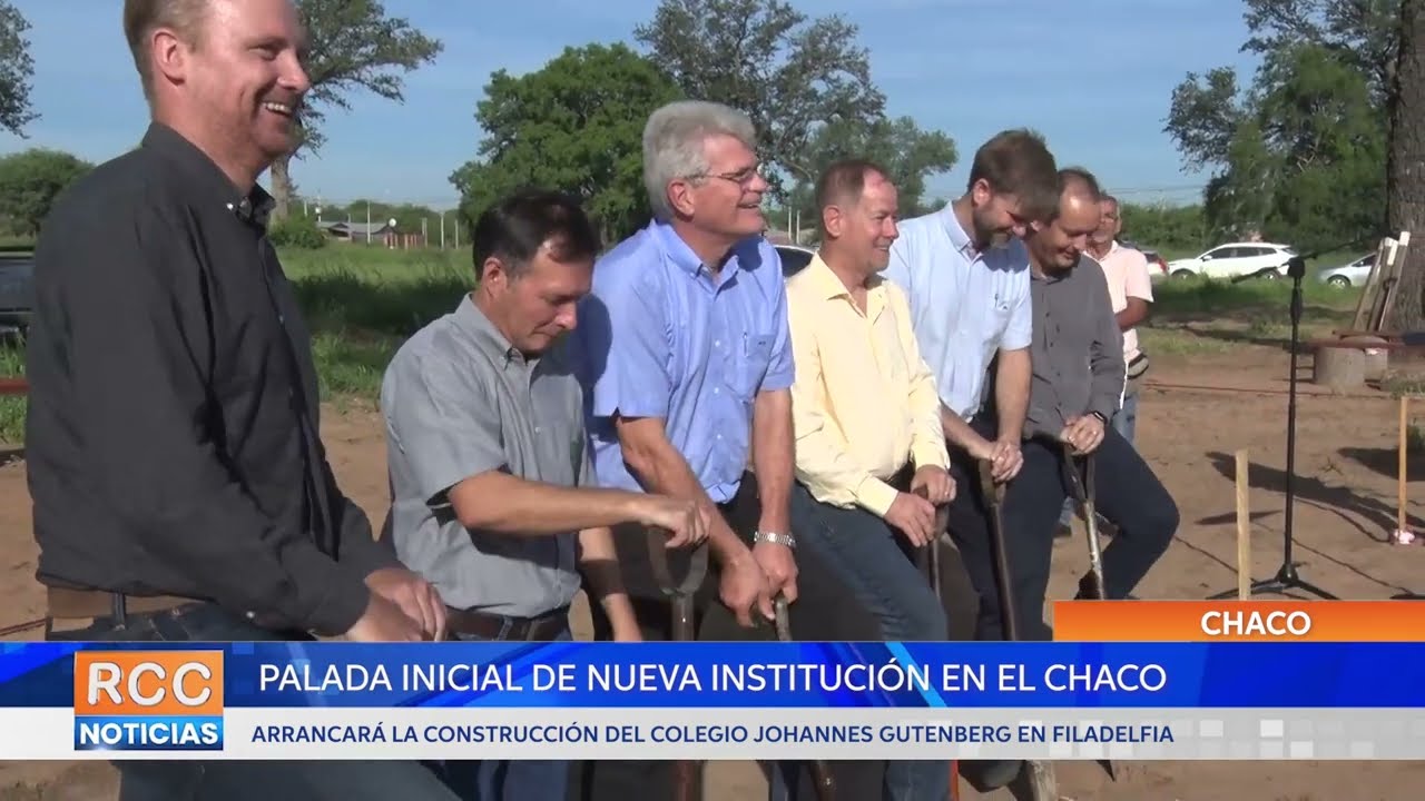 Palada inicial para la construcción del Colegio Johannes Gutenberg en Filadelfia